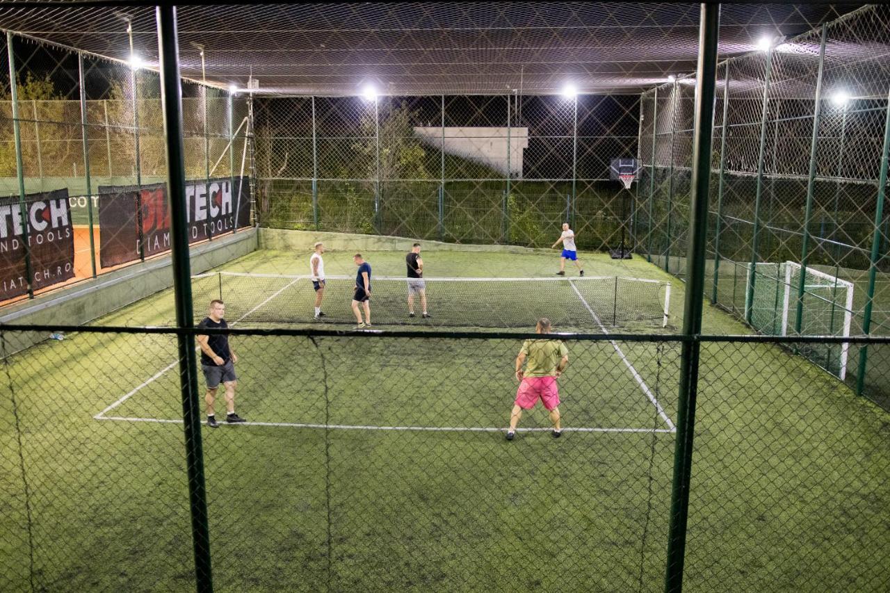 Feleacu Wonderland Cluj Resort מראה חיצוני תמונה